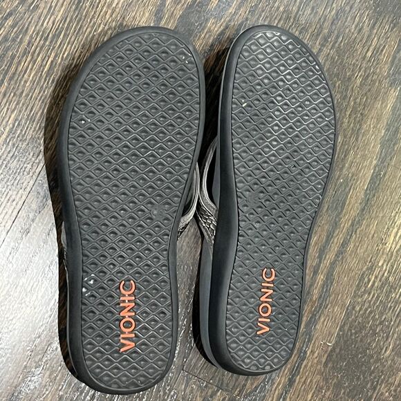 Vionic Sandals 44Tide11 Women's 9 Gray Croc Embossed Orthotic Flip Flops - Picture 7 of 8